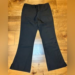 Women’s Cherokee black scrub pants.